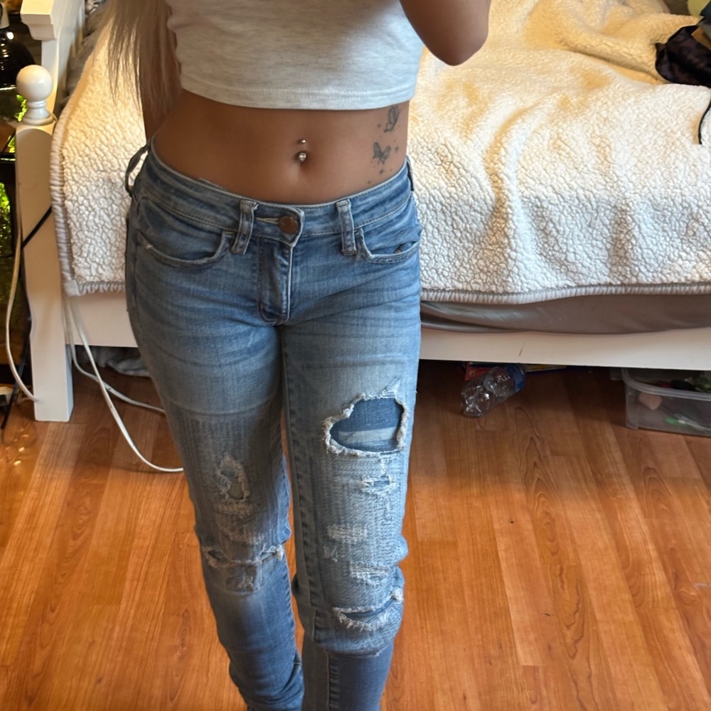American Eagle Outfitters Blue Ripped Skinny Jeans